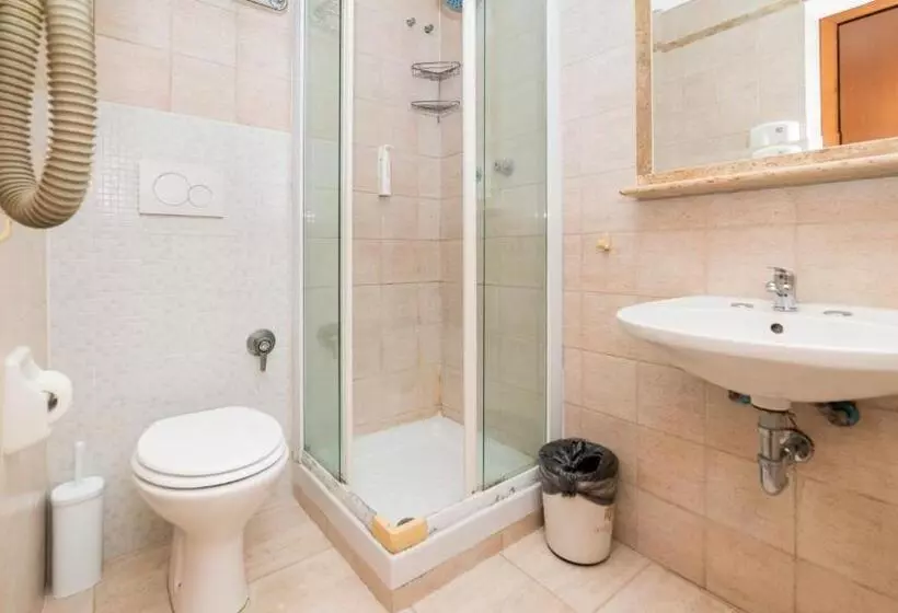 Fotos del hotel Center 3:  9