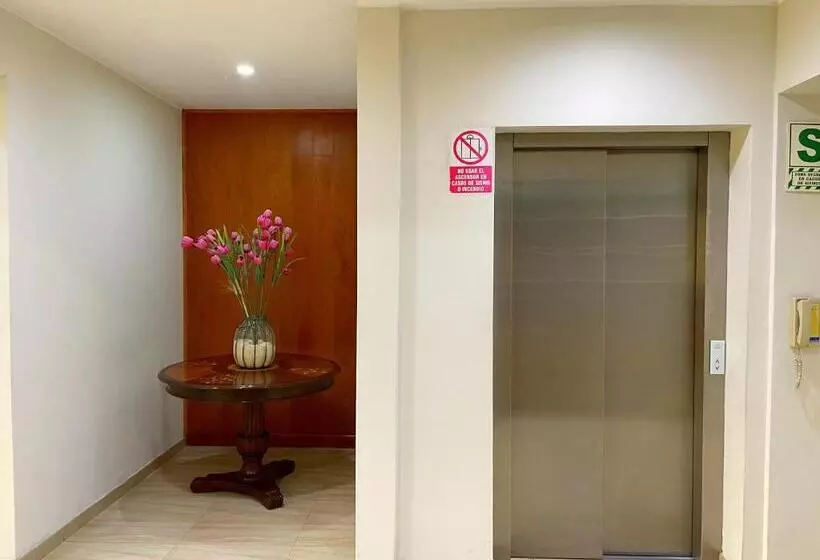 Fotos del hotel Esencia Suites:  3