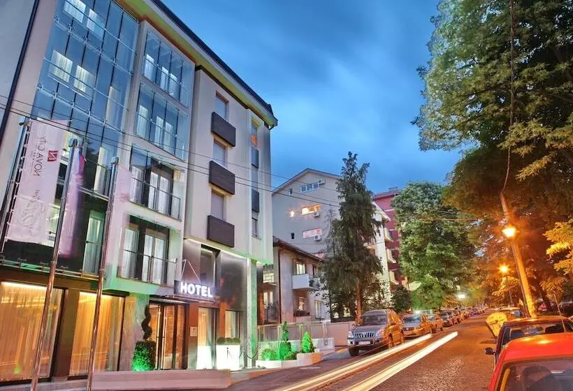 Fotos del hotel Nova City Garni Hotel Signature Collection:  9