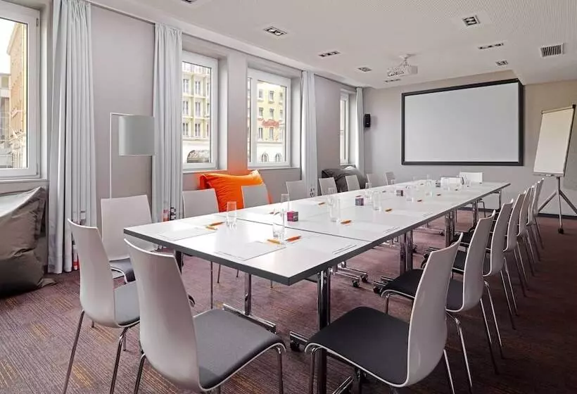 Fotos del hotel Aloft München:  7