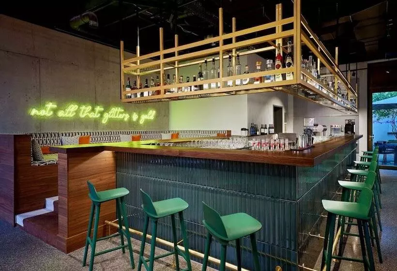 Fotos del hotel Aloft München:  6