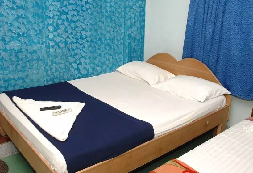 Fotos del hotel Elegant Guest House:  7