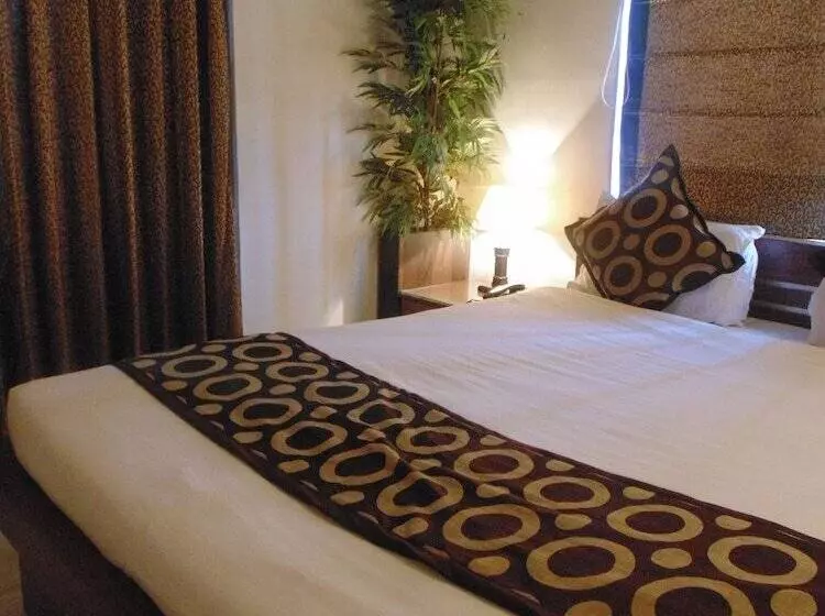 Fotos del hotel Tatvam Residency:  10