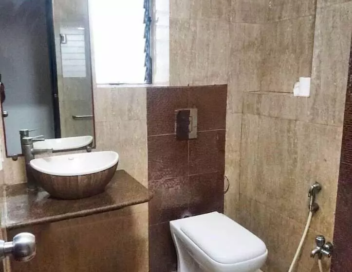 Fotos del hotel Tatvam Residency:  6