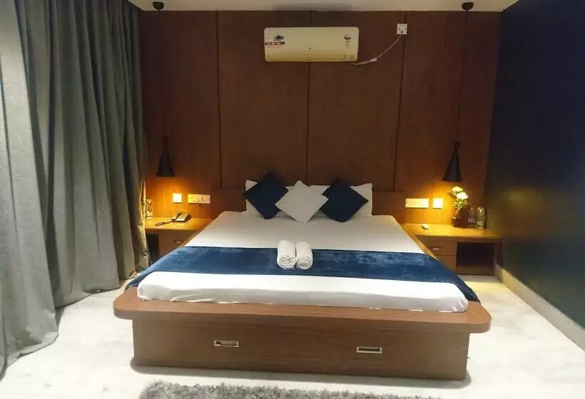 Fotos del hotel Tatvam Residency:  2