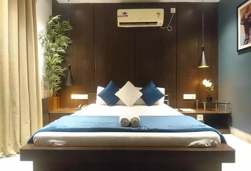 Fotos del hotel Tatvam Residency:  19