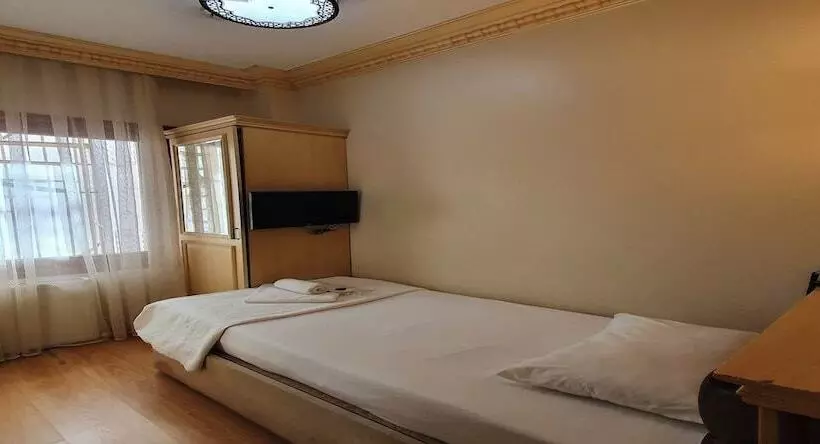 Fotos del hotel Tarihi Isparta Palas:  17