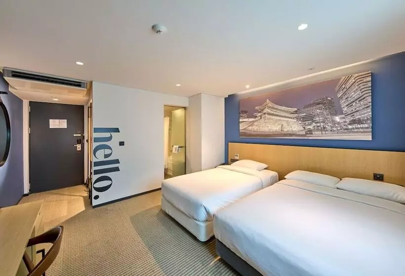 Travelodge Myeongdong City Hall