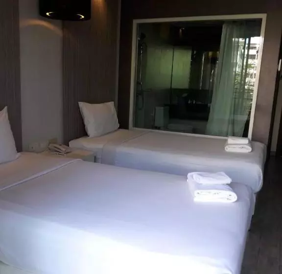 Fotos del hotel Inn Place Serviced Residence:  14