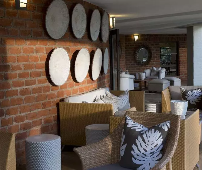 Fotos del hotel Lilayi Lodge:  8