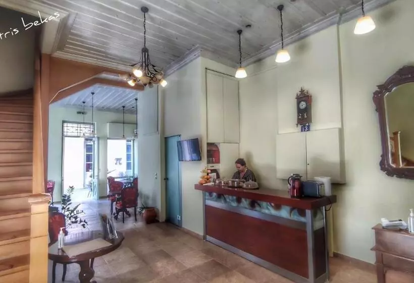 Fotos del hotel Andromeda Suites:  5