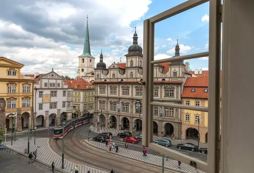 Fotos del hotel Miss Sophie's Charles Bridge:  4