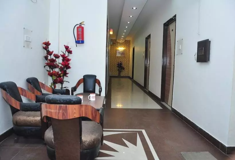 Fotos del hotel Oyo Rooms Regent Cinema Chowk:  3