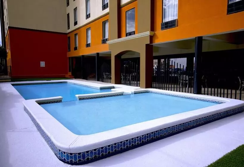 Fotos del hotel Consulado Inn:  12