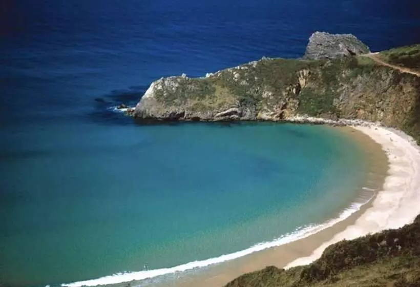 Fotos del hotel Gavitu:  9