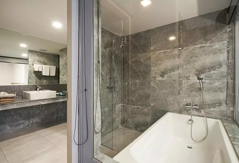 Fotos del hotel X2 Vibe Chiang Mai Decem:  19