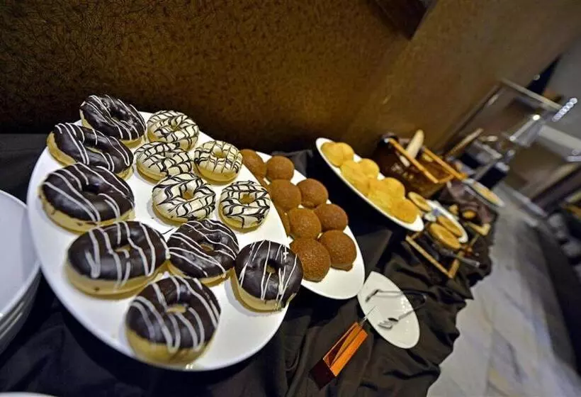 Fotos del hotel Grand Tjokro Jakarta:  14