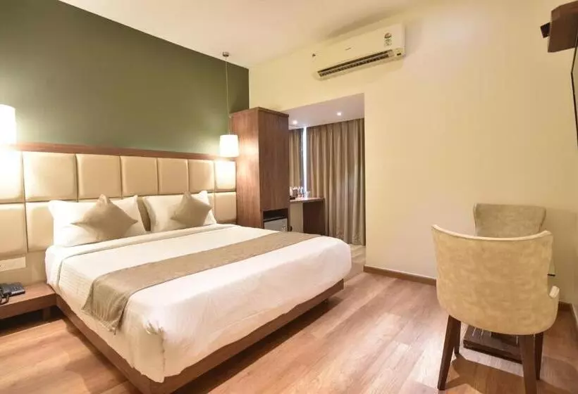 Fotos del hotel Aarya International:  8