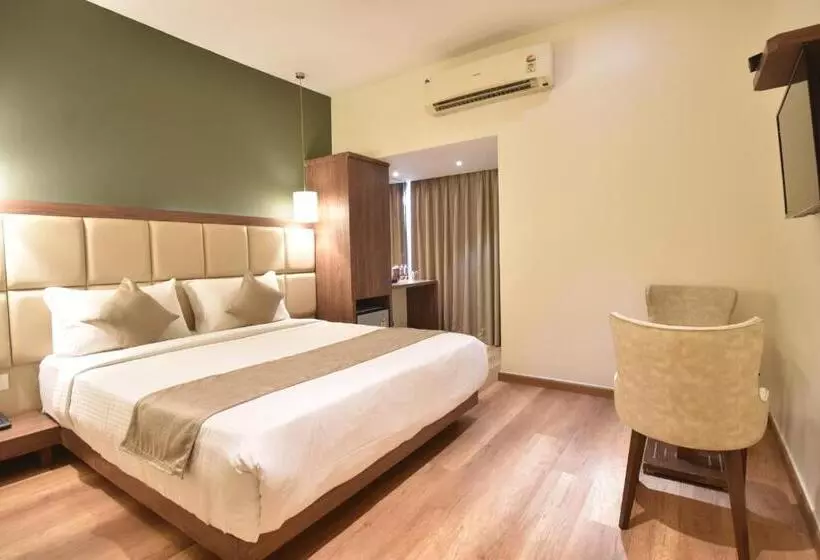 Fotos del hotel Aarya International:  18