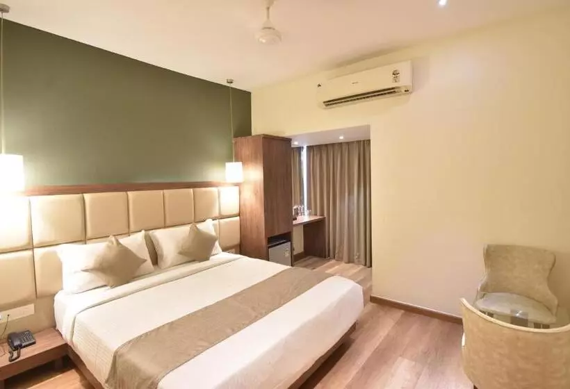 Fotos del hotel Aarya International:  12