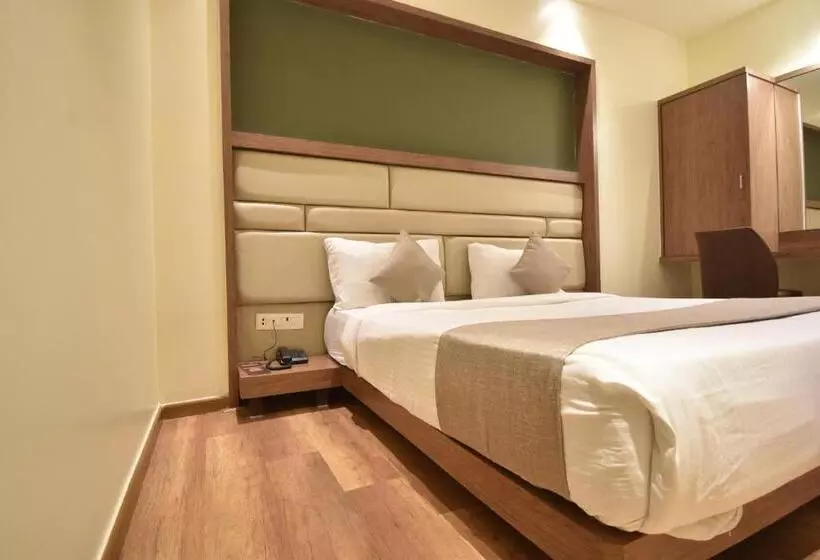 Fotos del hotel Aarya International:  24