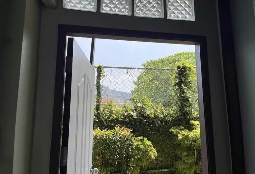 Fotos del hotel Sri Chada:  5