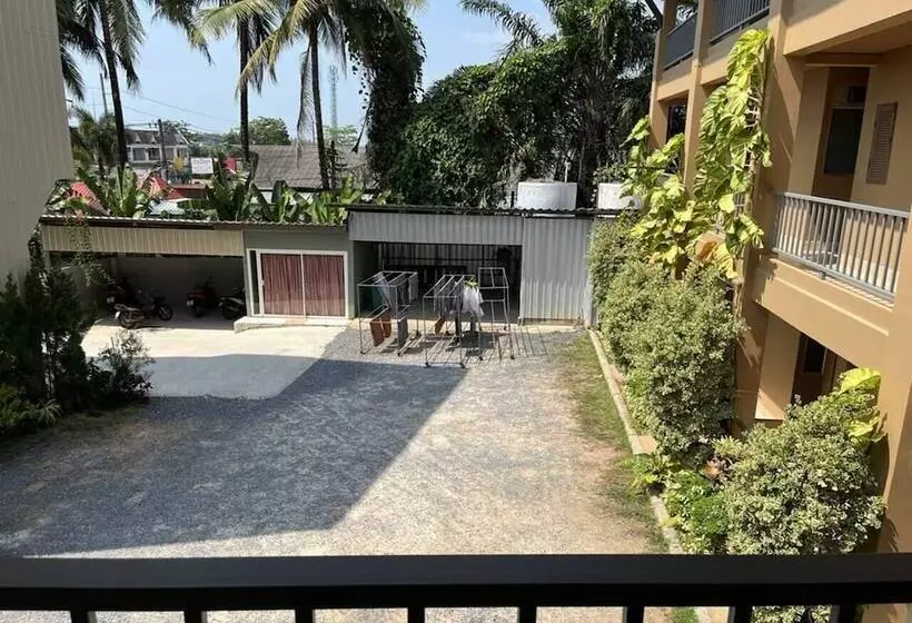 Fotos del hotel Sri Chada:  12