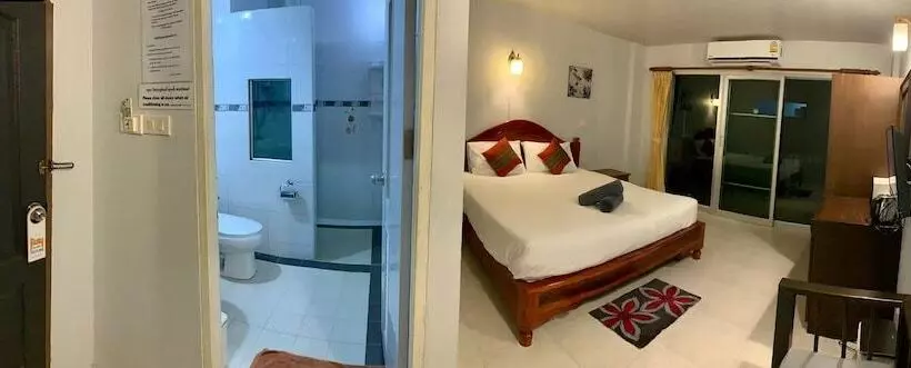 Fotos del hotel Sri Chada:  19