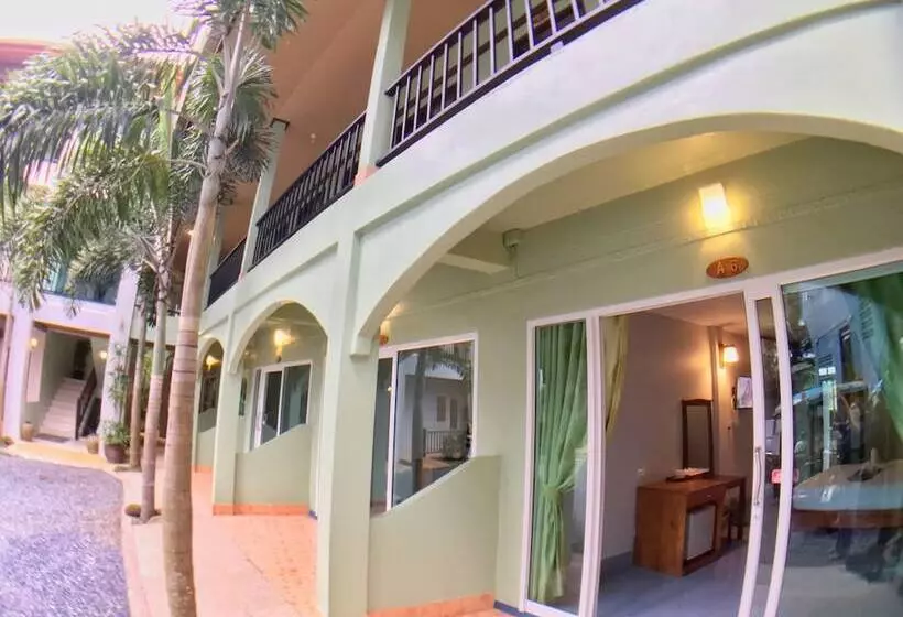 Fotos del hotel Sri Chada:  9