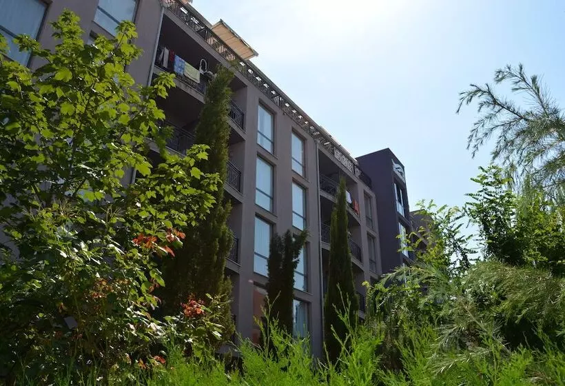 Rainbow Resort – Rainbow 3