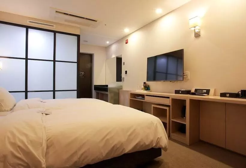 Fotos del hotel Cs Avenue:  16