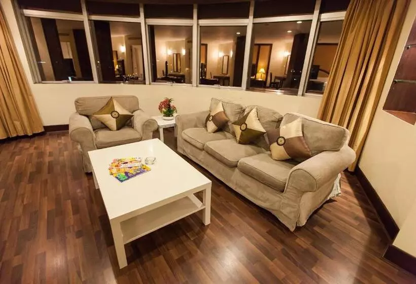 Fotos del hotel New Season:  3