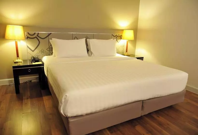 Fotos del hotel New Season:  17