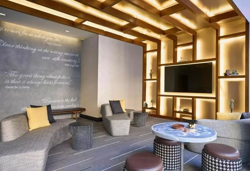 Fotos del hotel Renaissance New York Midtown Hotel:  16