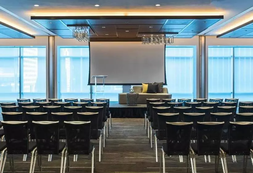 Fotos del hotel Renaissance New York Midtown Hotel:  15