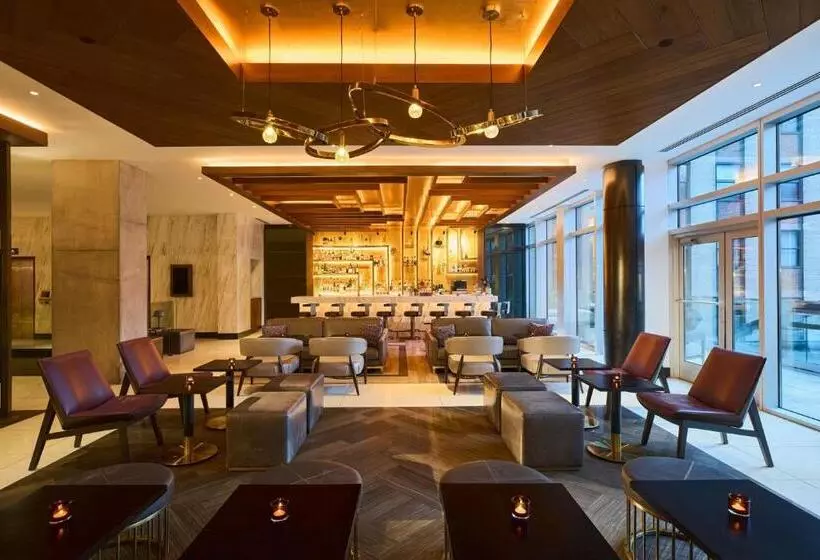 Fotos del hotel Renaissance New York Midtown Hotel:  3