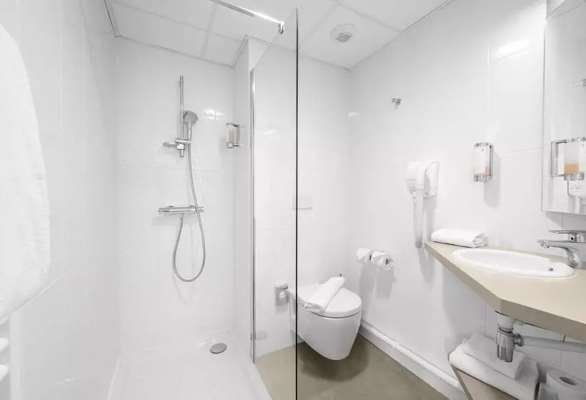 Fotos del hotel Kyriad Lyon Est Stadium Eurexpo Meyzieu:  19