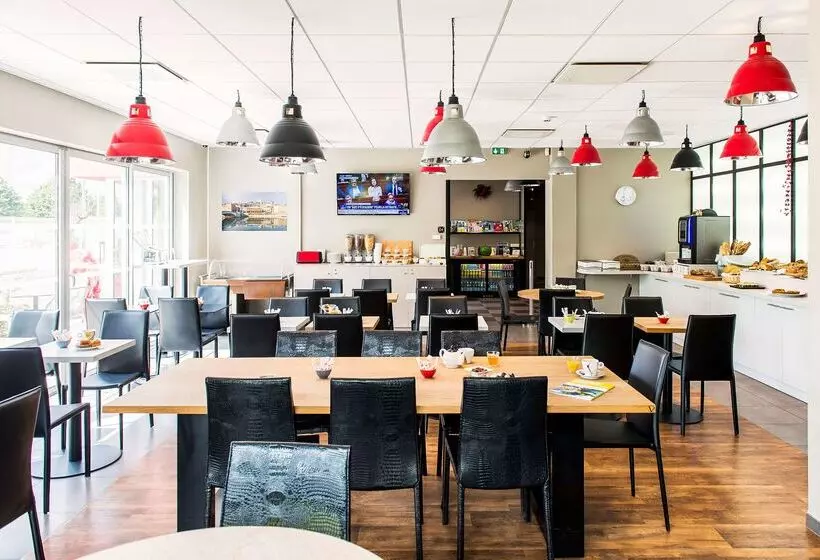 Fotos del hotel Kyriad Lyon Est Stadium Eurexpo Meyzieu:  6