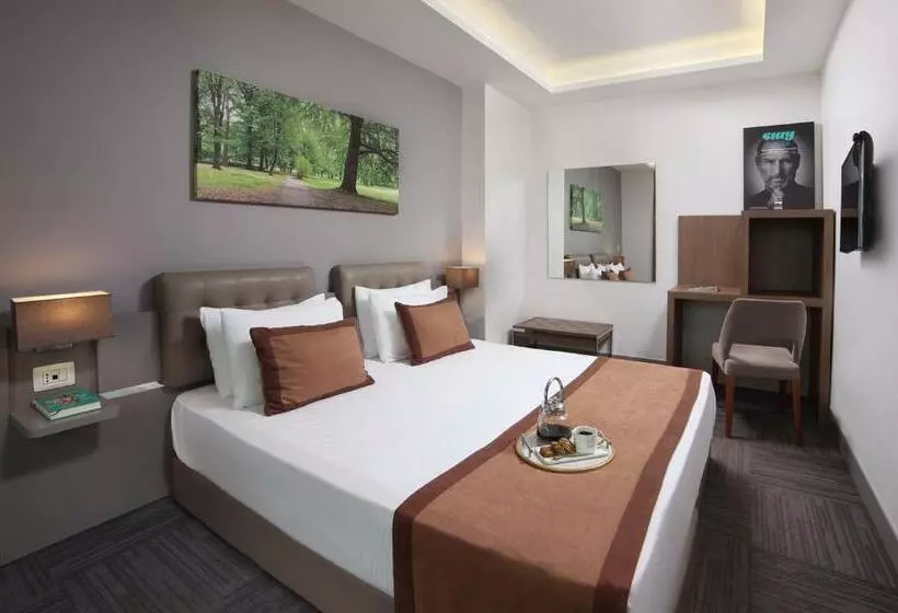 Plus  Bostanci Atasehir