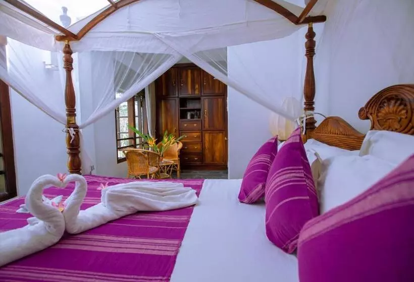 Fotos del hotel Niyagama House:  23