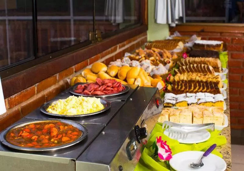 Fotos del hotel E Pousada Caroline:  2