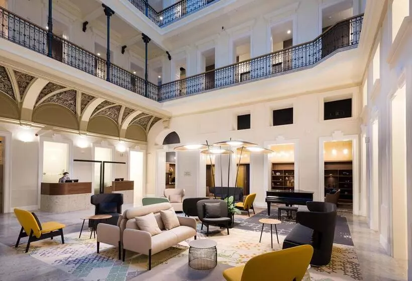 Fotos del hotel Moments Budapest:  3