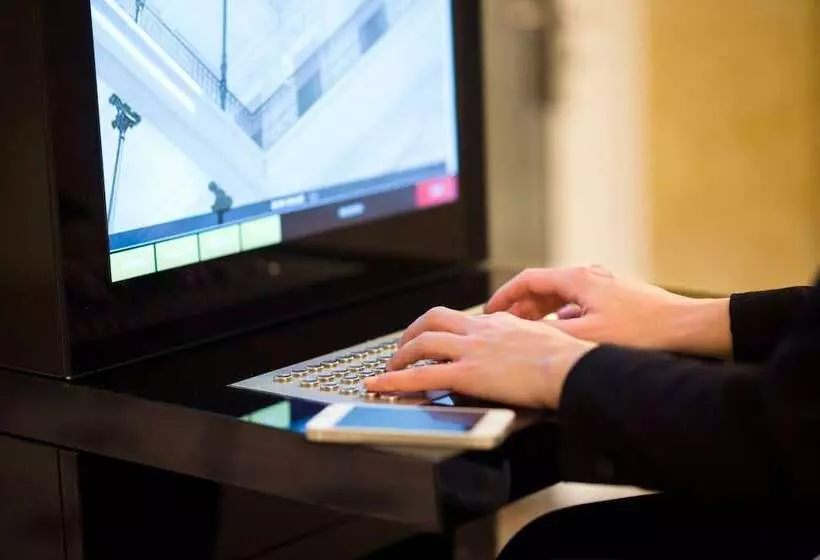 Fotos del hotel Moments Budapest:  12