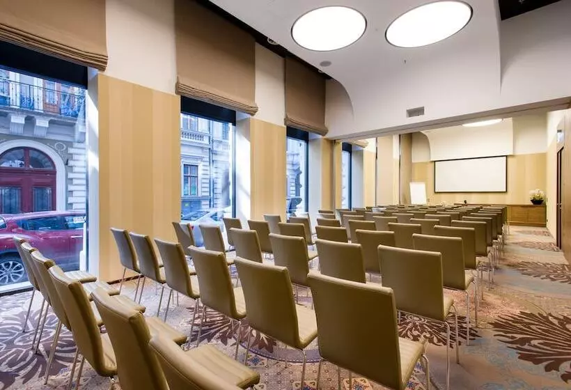 Fotos del hotel Moments Budapest:  6