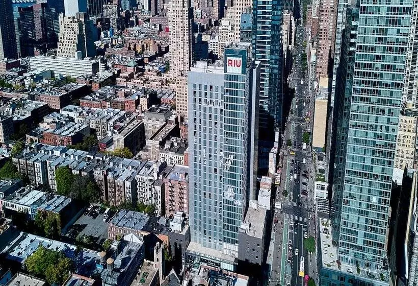 Riu Plaza New York Times Square