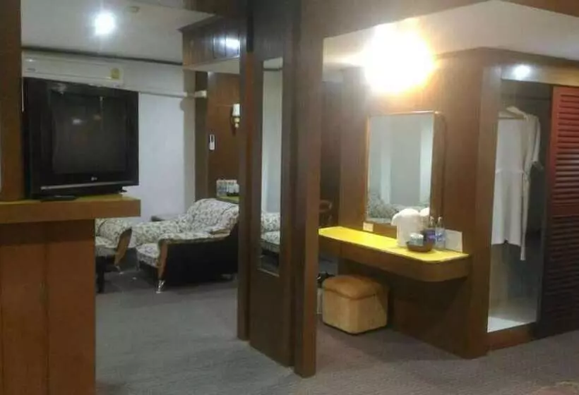 Fotos del hotel River Grand:  9