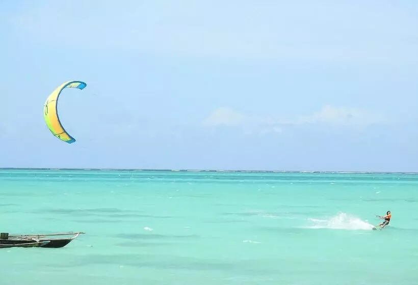 Fotos del hotel Nur Beach:  8