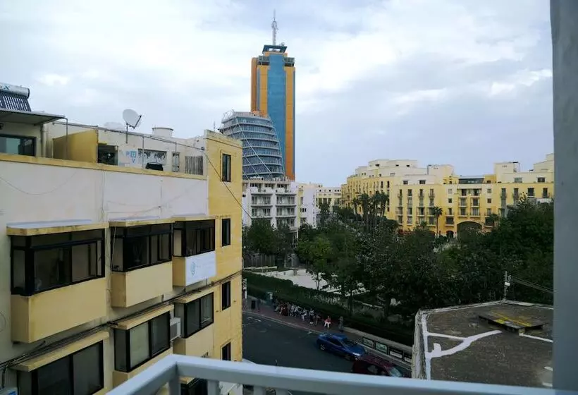 Fotos del hotel Spinola:  15