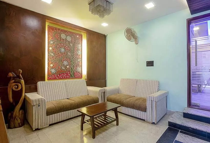 Fotos del hotel The Supreme Residency:  25