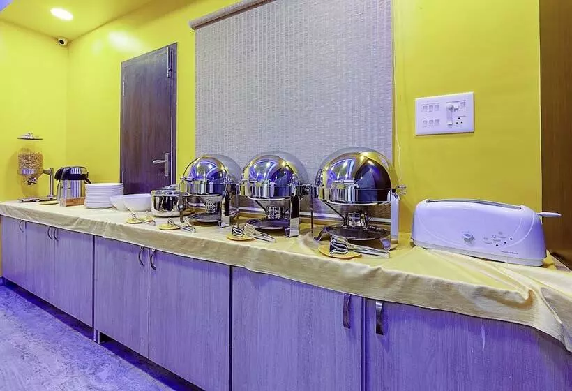 Fotos del hotel The Supreme Residency:  6